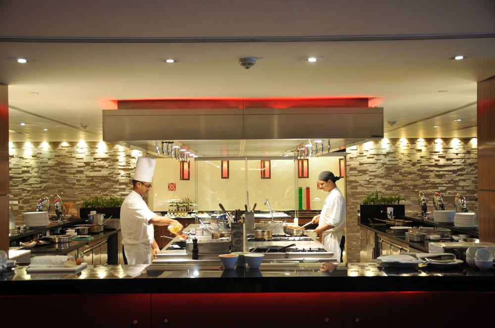 Hilton Garden Inn New Delhi Saket 58/66