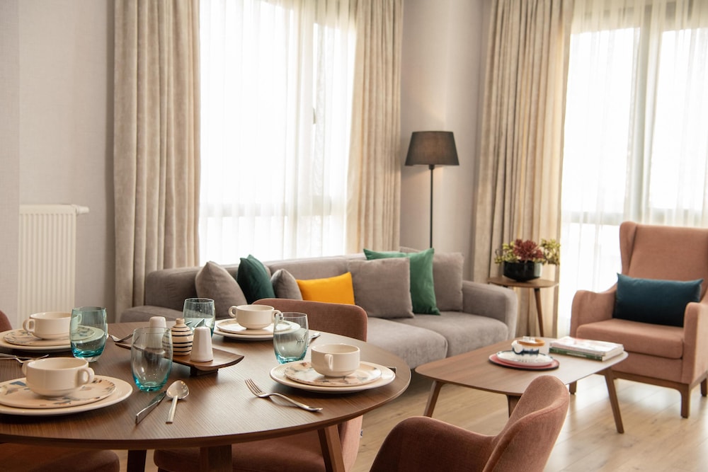 Antwell Suites 41/55