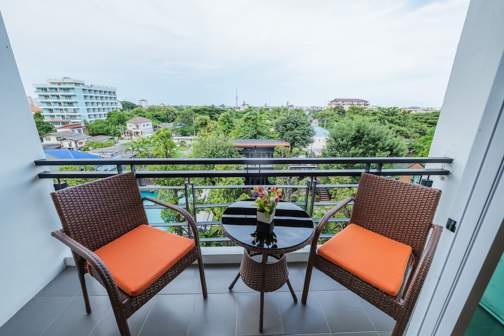 UR The Private Hua-Hin 36/50