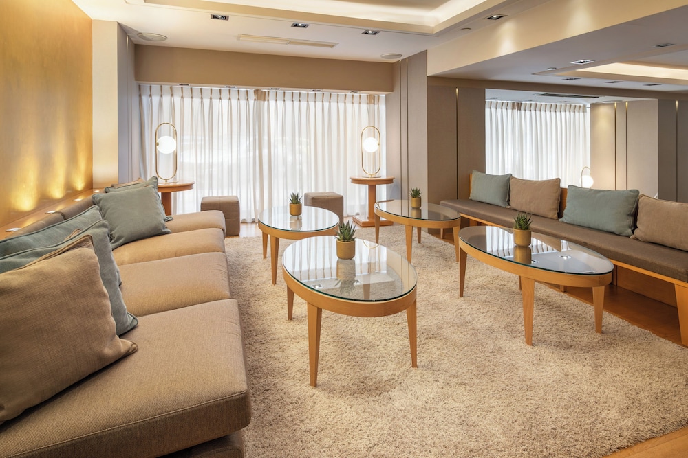 Melia Athens 48/73