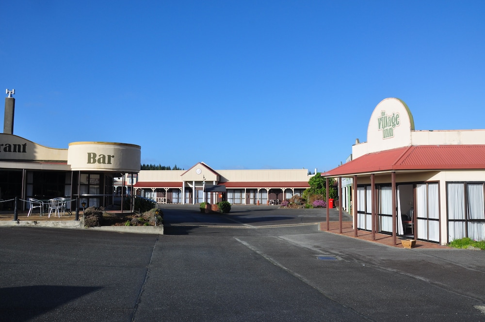 The Village Inn Hotel 30/38
