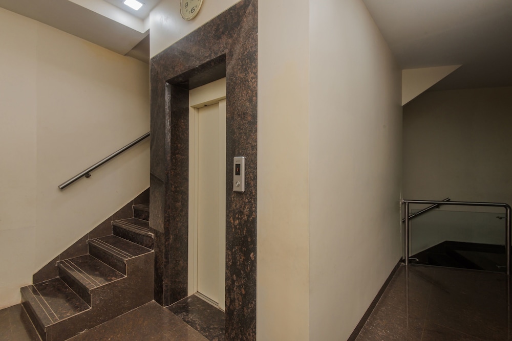 Oyo 10650 Hotel Lotus Residency 29/30