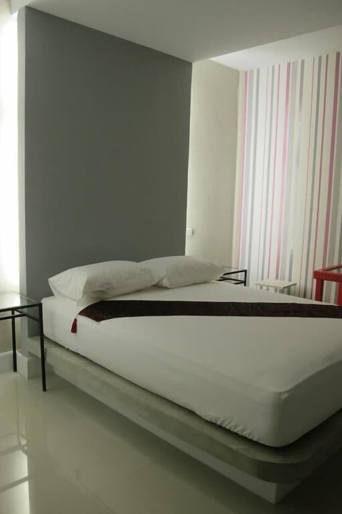 189 RESORT BANGKOK 11/17