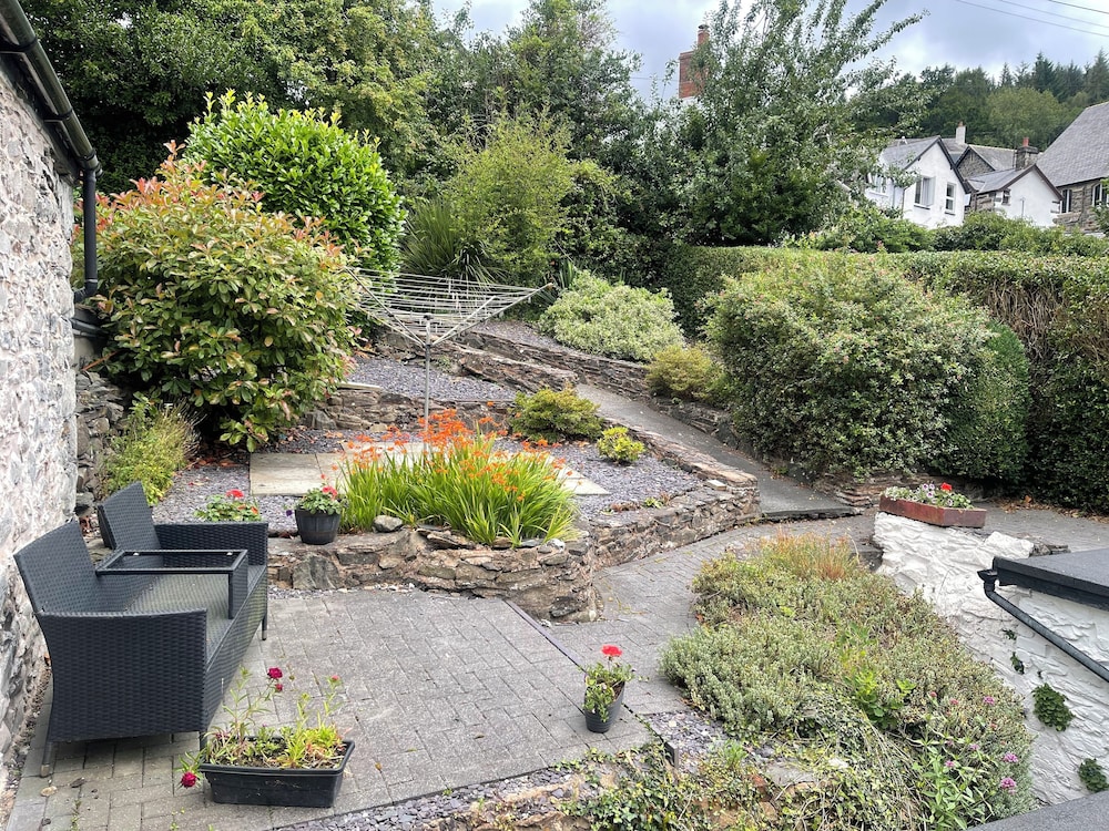 Ty Newydd B and B 12/16