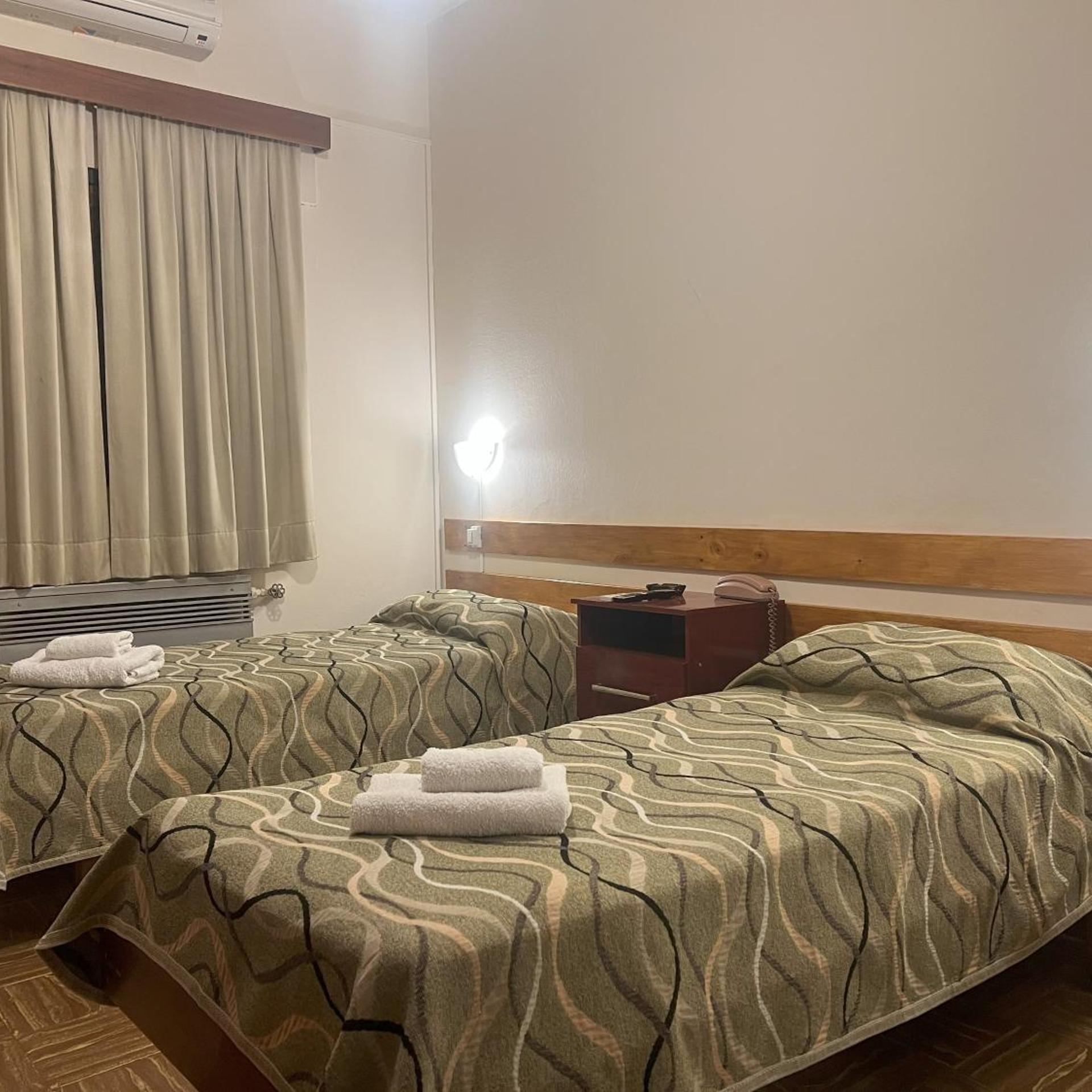 Hotel Dali 6/28