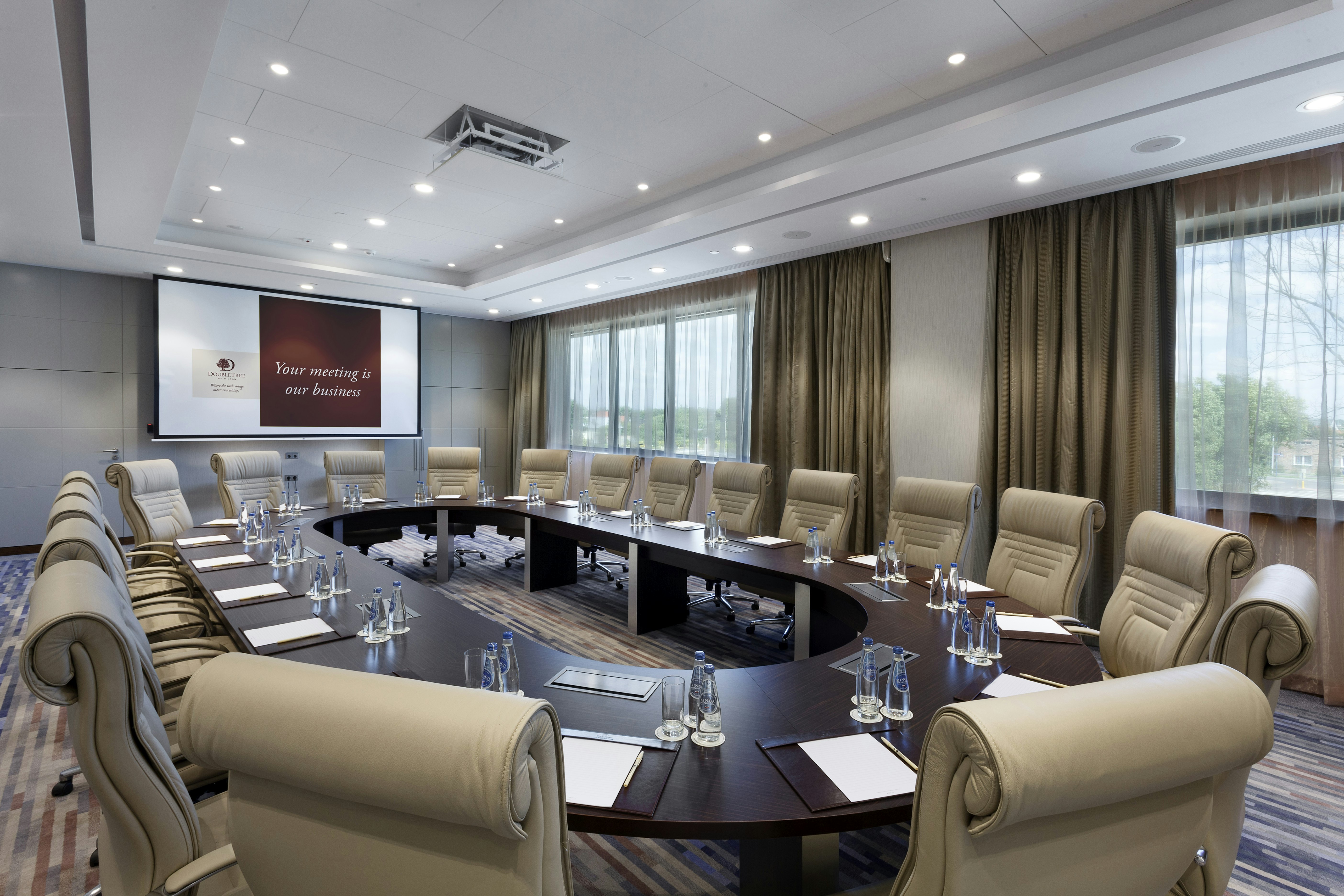 DoubleTree By Hilton Hotel and Conference Centre Warsaw 59/67