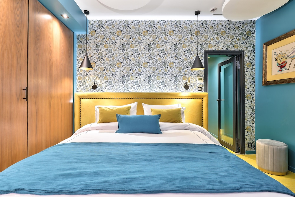Hotel 33 Marbeuf 11/50