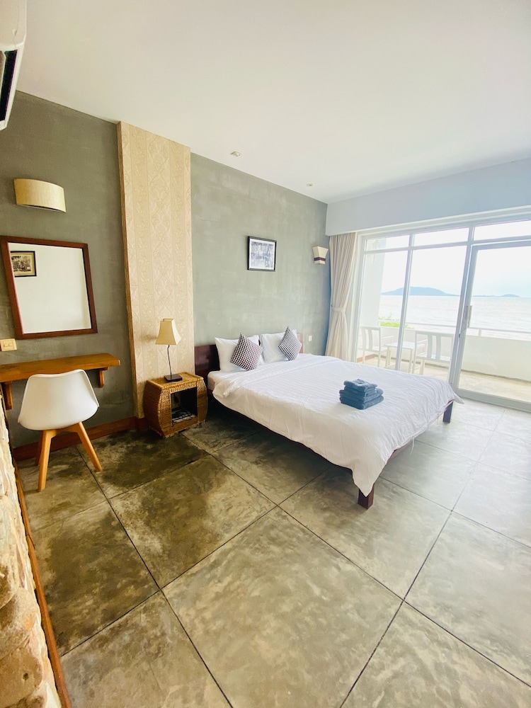 Saravoan Hotel Kep 17/65
