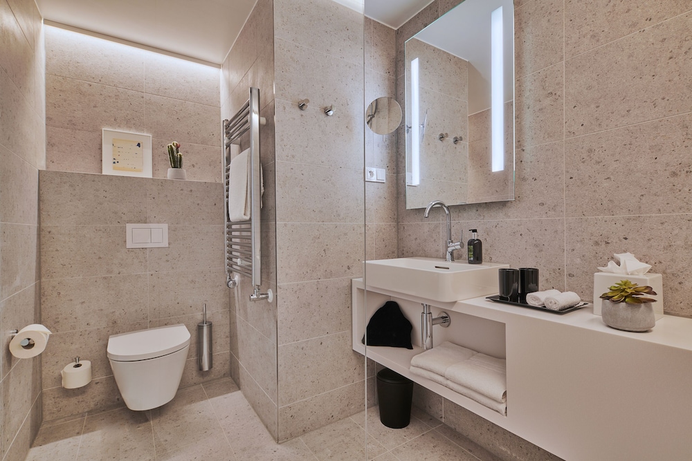 Adina Apartment Hotel Cologne 43/49