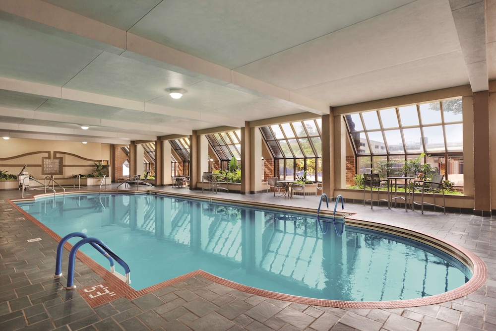 HYATT REGENCY GREEN BAY 20/59
