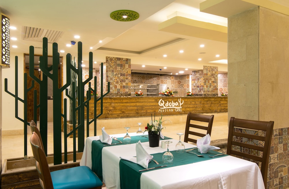 Gravity Hotel & Aqua Park Sahl Hasheesh 25/42