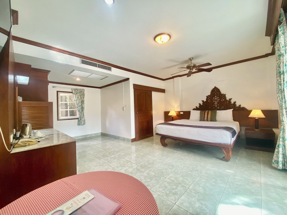 Patong Palace Hotel 23/50