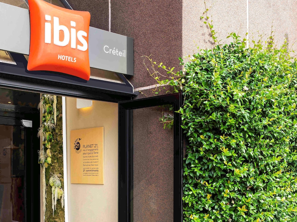 Ibis Creteil 4/68