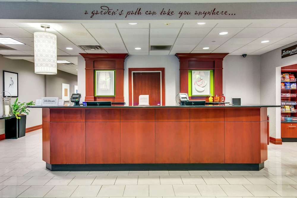 Hilton Garden Inn Louisville Northeast 8/67