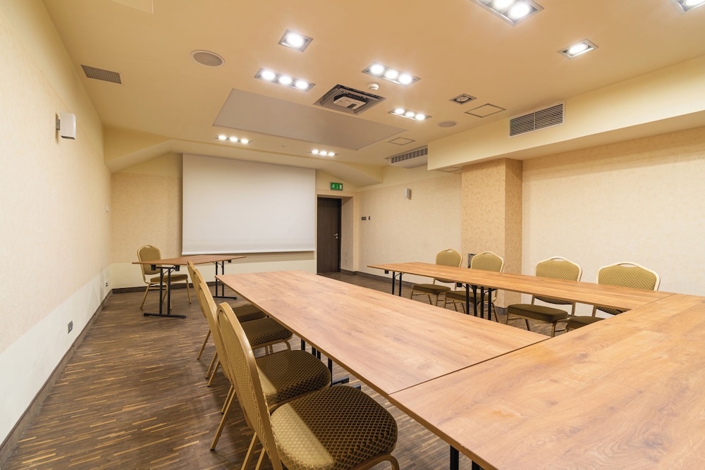 Park Hotel Diament Zabrze 35/48