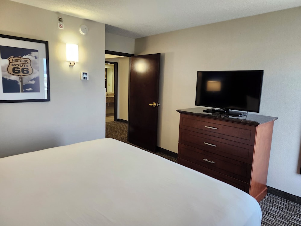 Heritage Inn & Suites St. Louis/Fenton, Trademark by Wyndham 21/60