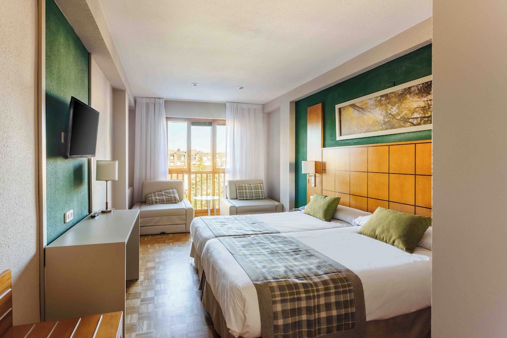 Gran Hotel de Jaca 12/50