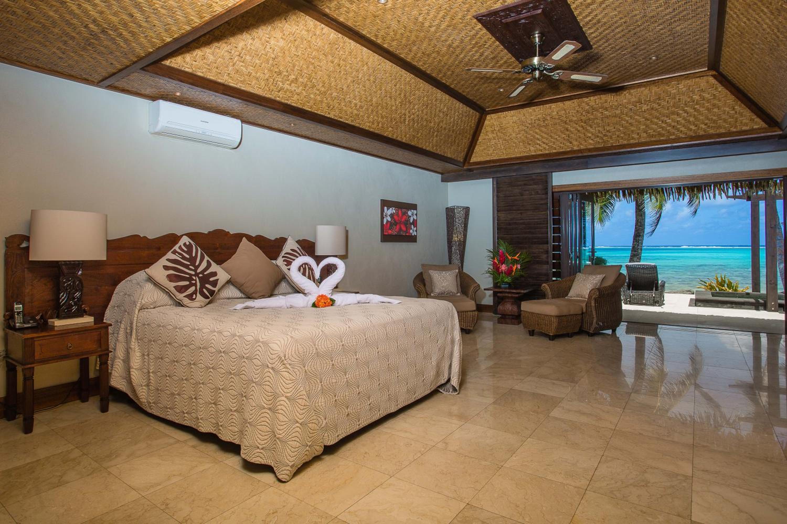 SUITE, VILLA, BEACH FRONT
