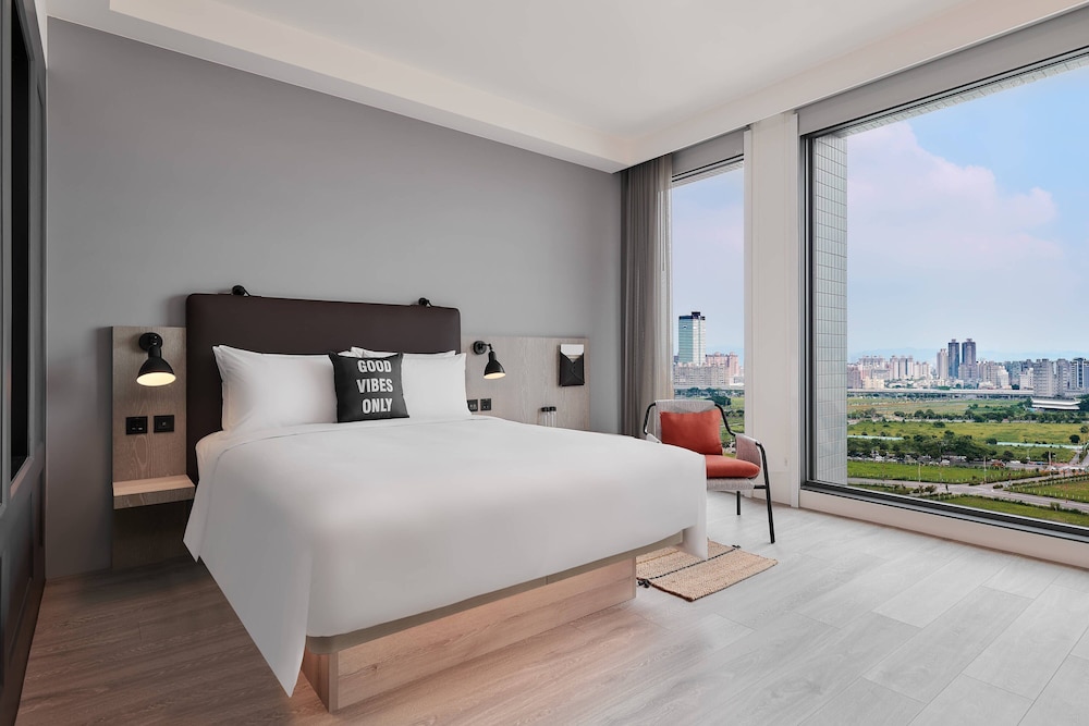 Moxy Taichung 14/42