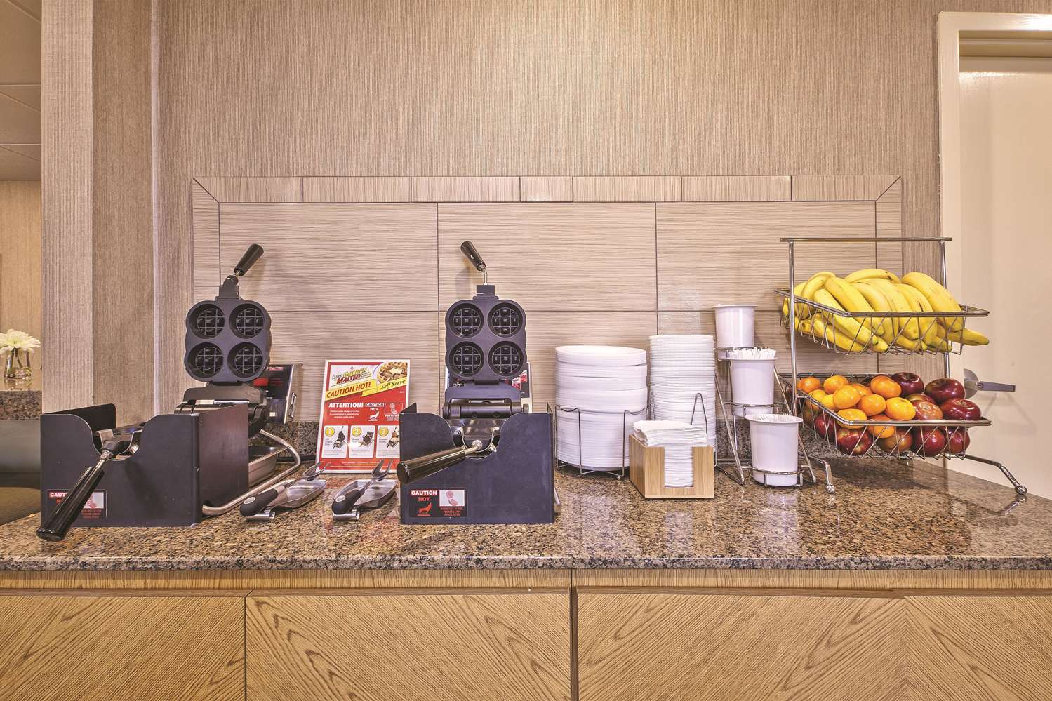 La Quinta Inn Toledo Perrysburg 9/17