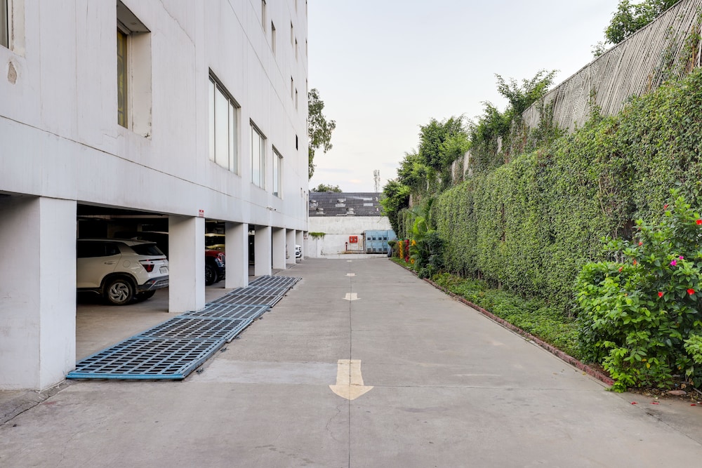 Lemon Tree Hotel Chandigarh 52/60