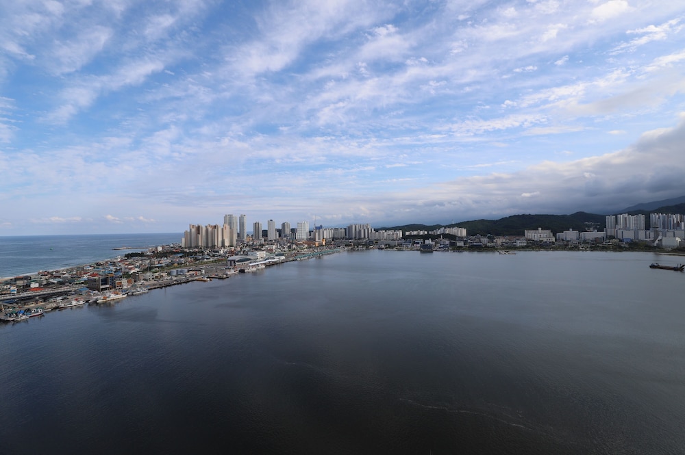 Sunrise Hotel Sokcho 51/56