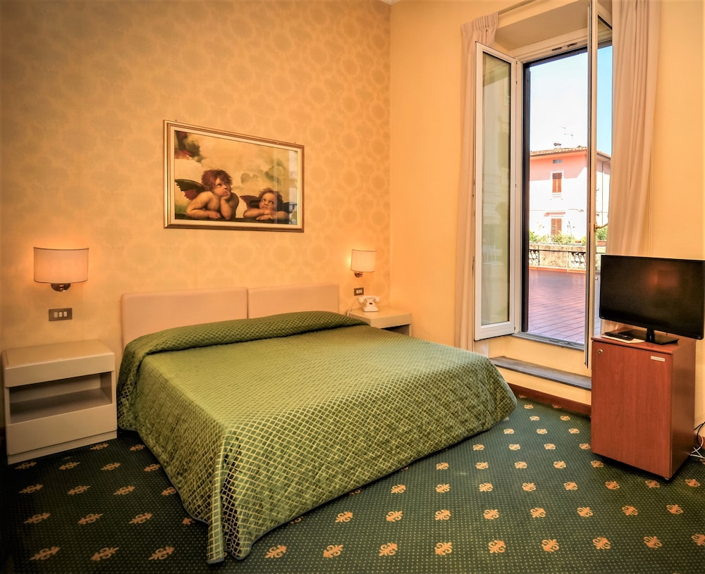 Grand Plaza Locanda Maggiore 11/28