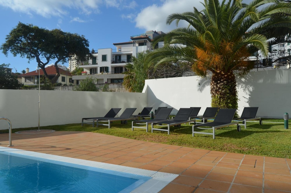 Madeira Bright Star Hotel 6/59