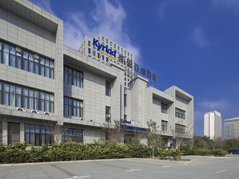 Kyriad Marvelous Hotel (Shanghai Jiading Baolong Plaza) 41/42