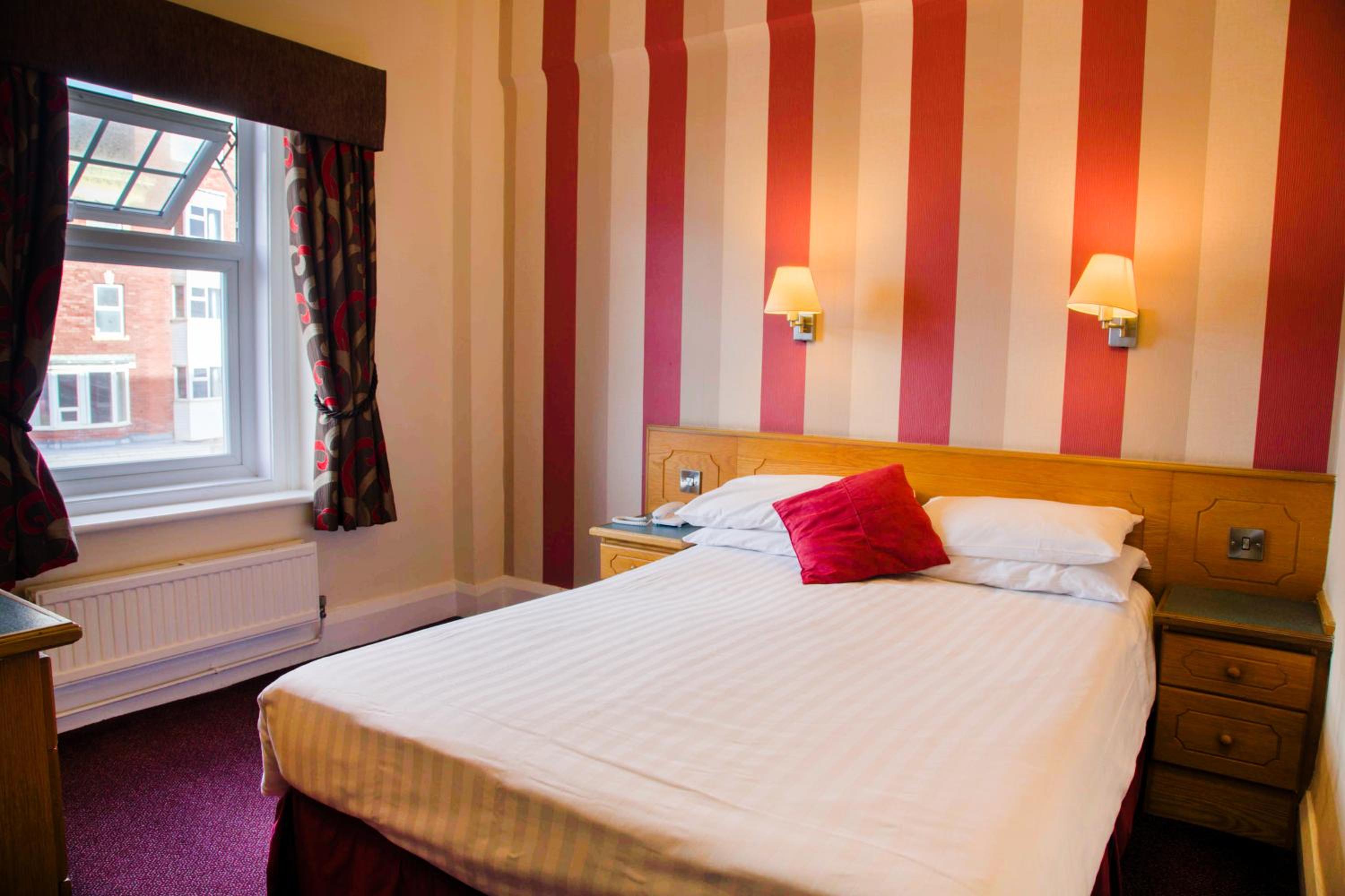 Room, Double Bed, Side View