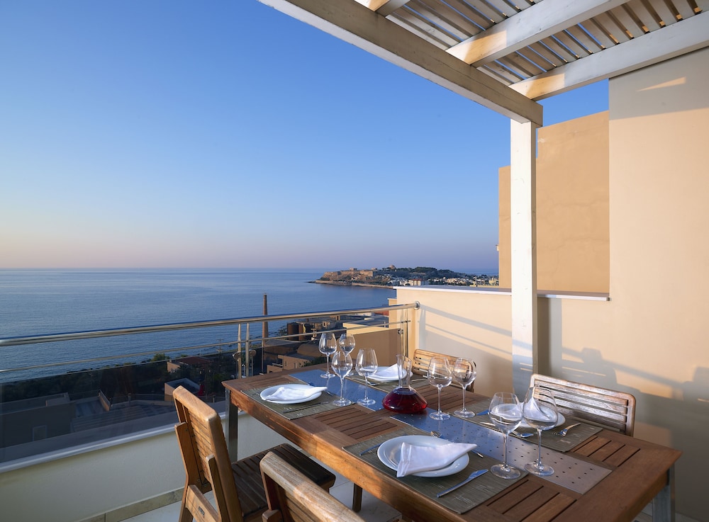 Macaris Suites And Spa 41/66