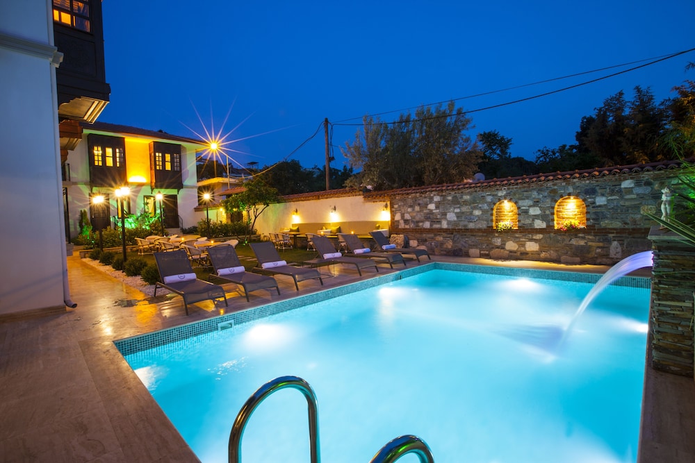 Livia Garden Hotel 8/43