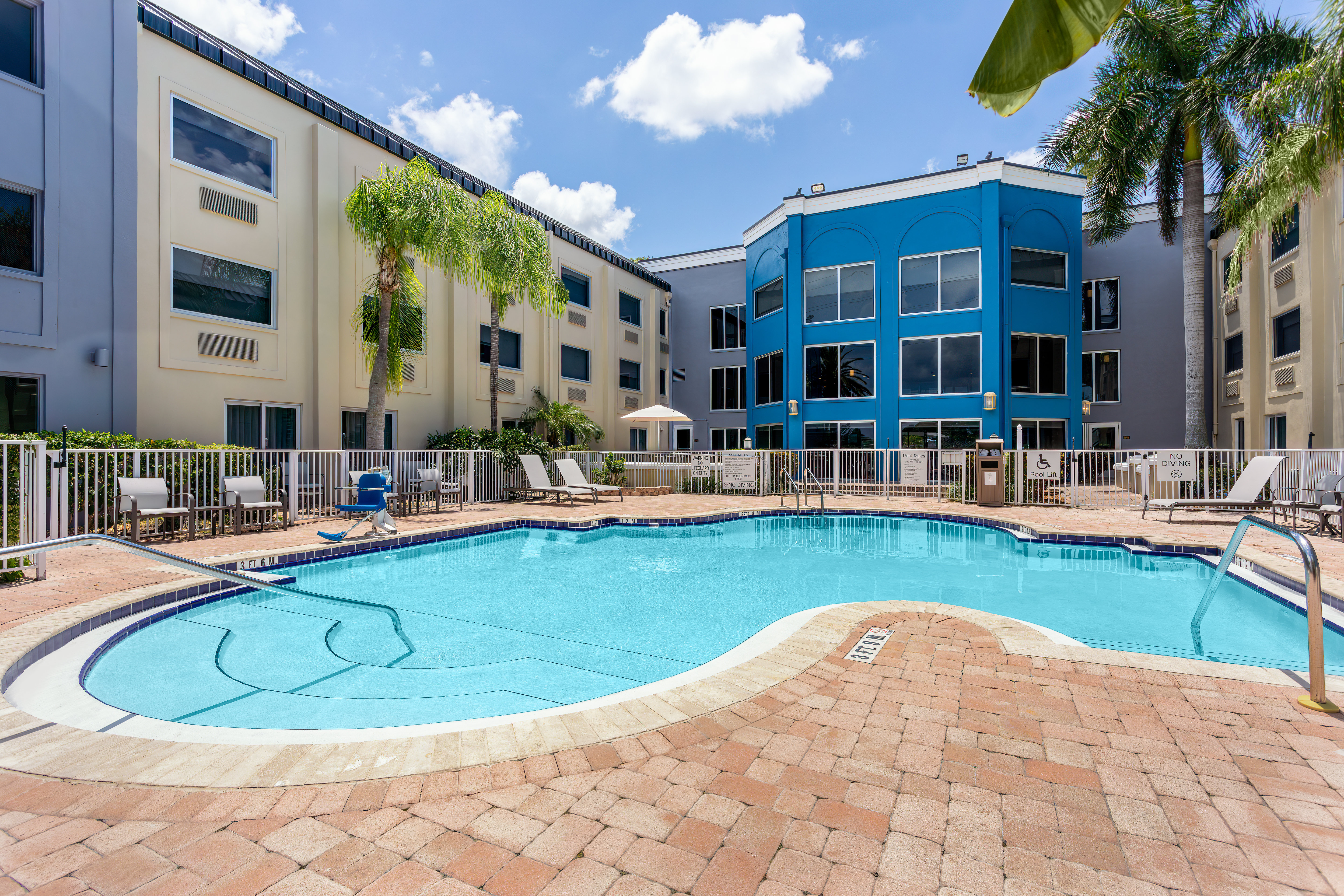 Holiday Inn Express Clearwater East Icot Center 78/78