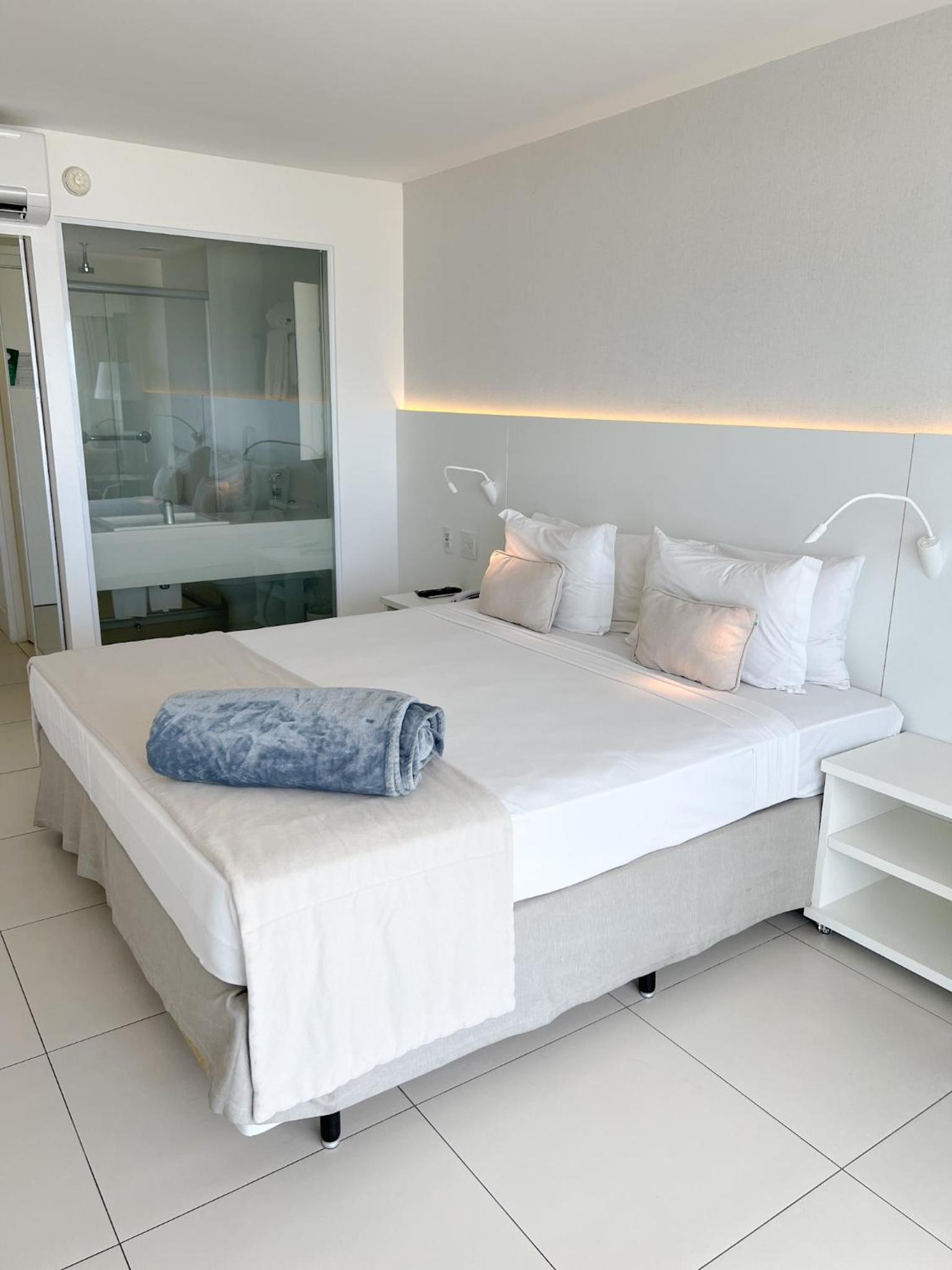 Deluxe, Double Bed
