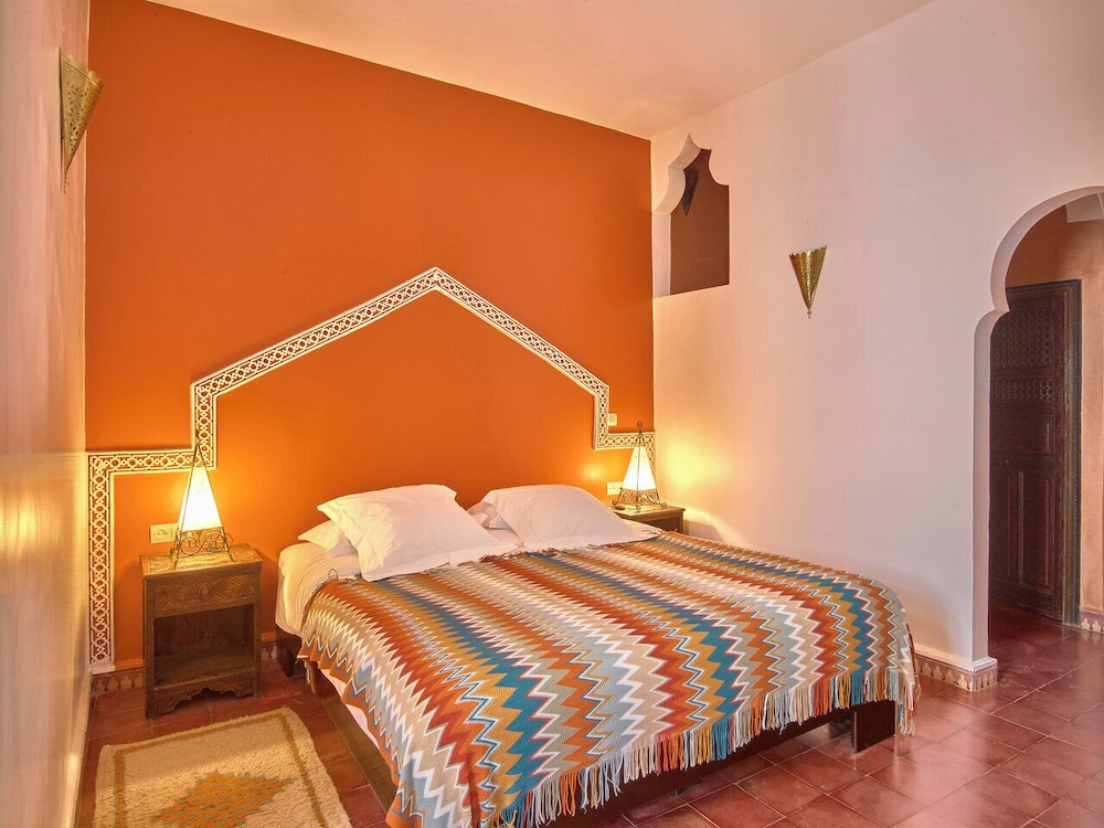 Riad Watier 28/72