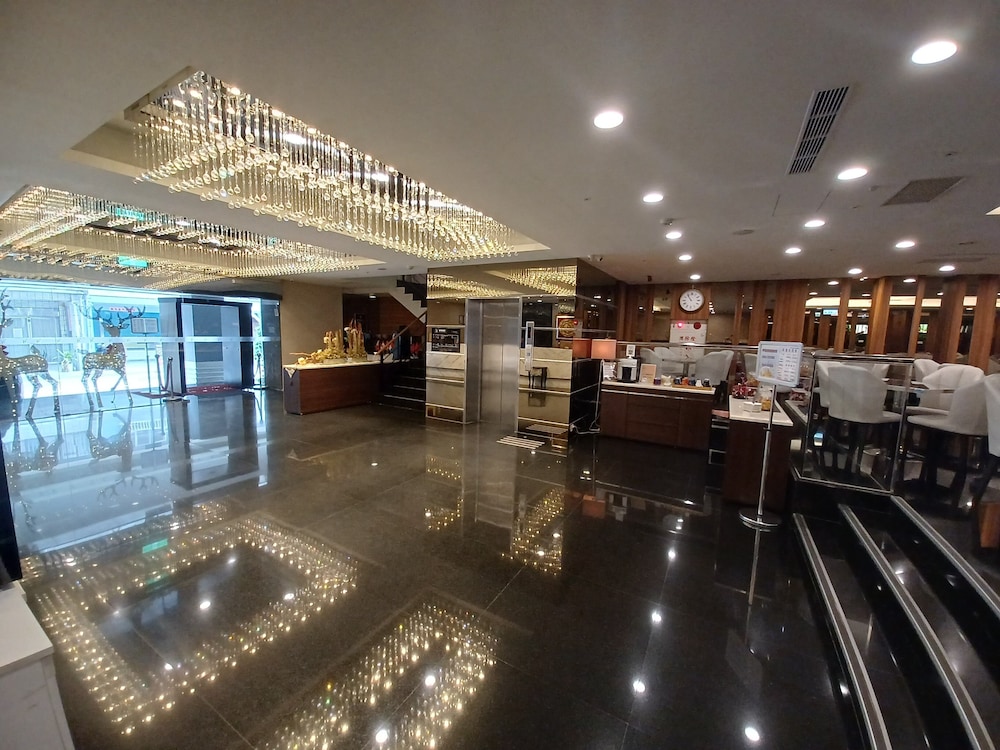 Sayo Hotel 4/50