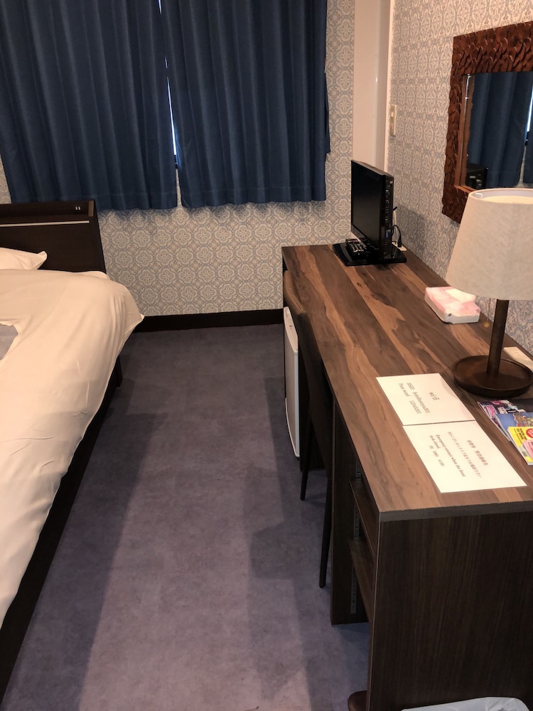 Hatoya Hotel 20/40