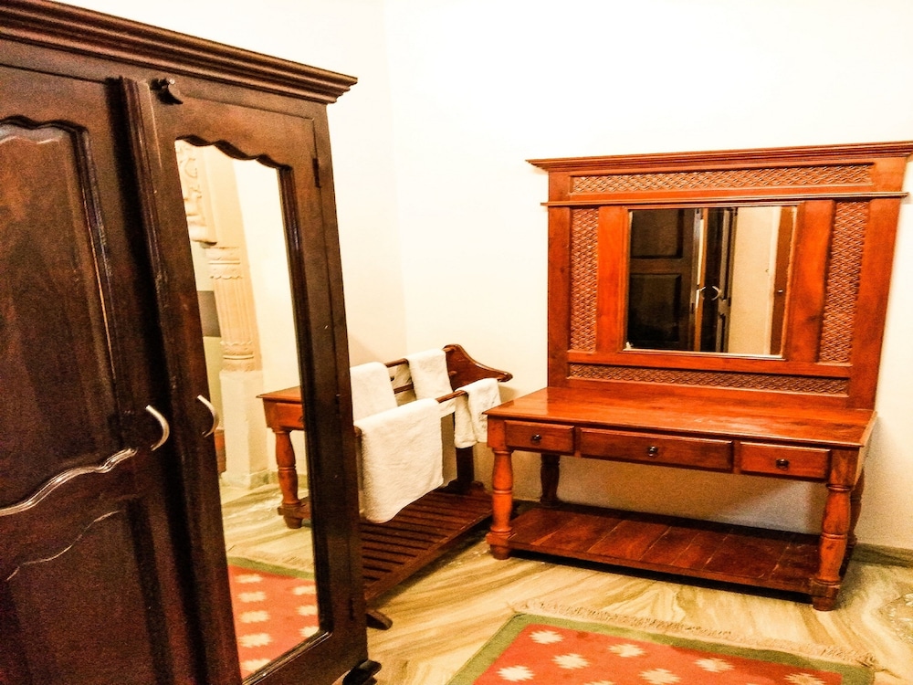 The Pushkar Bagh 7/27