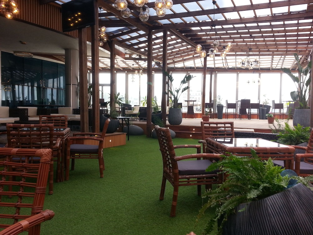 Grand Eliana Hotel Conference & Spa 25/32