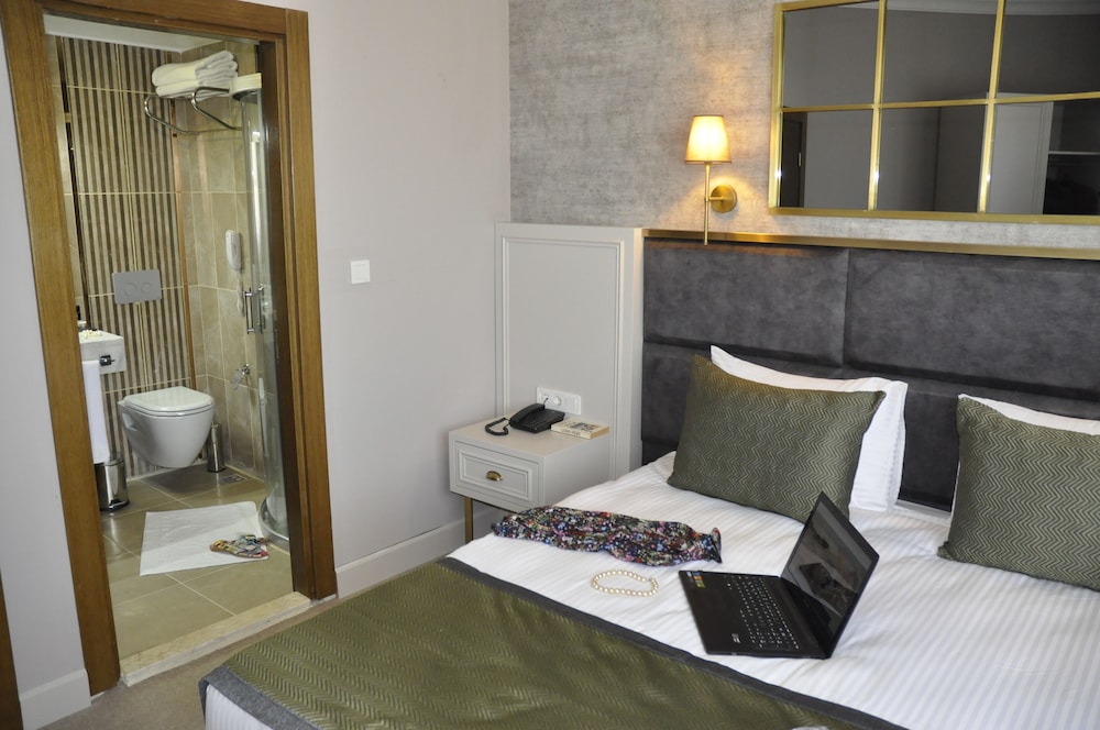 Connect Thermal Hotel 18/50
