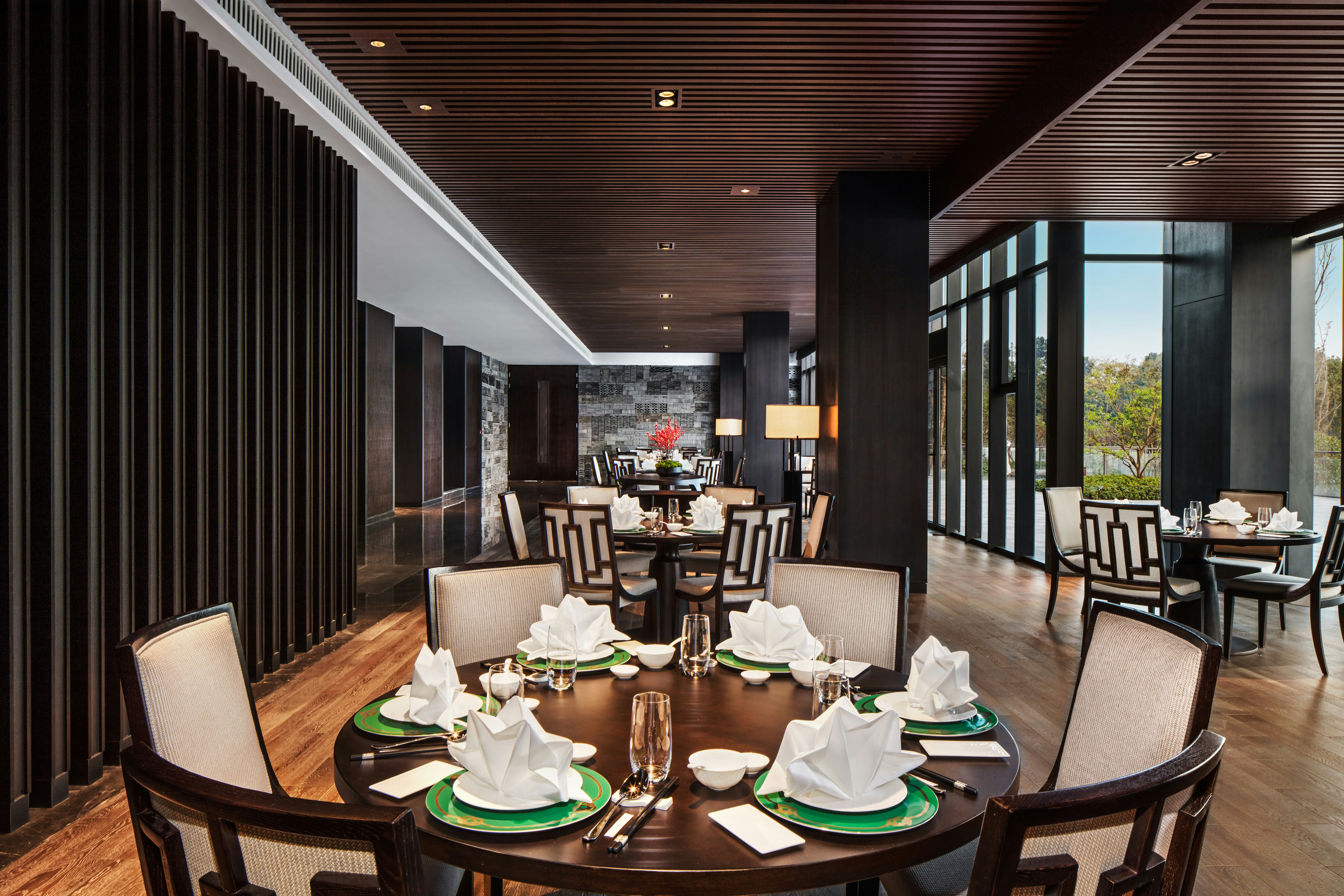 Hilton Ningbo Dongqian Lake Resort 20/41