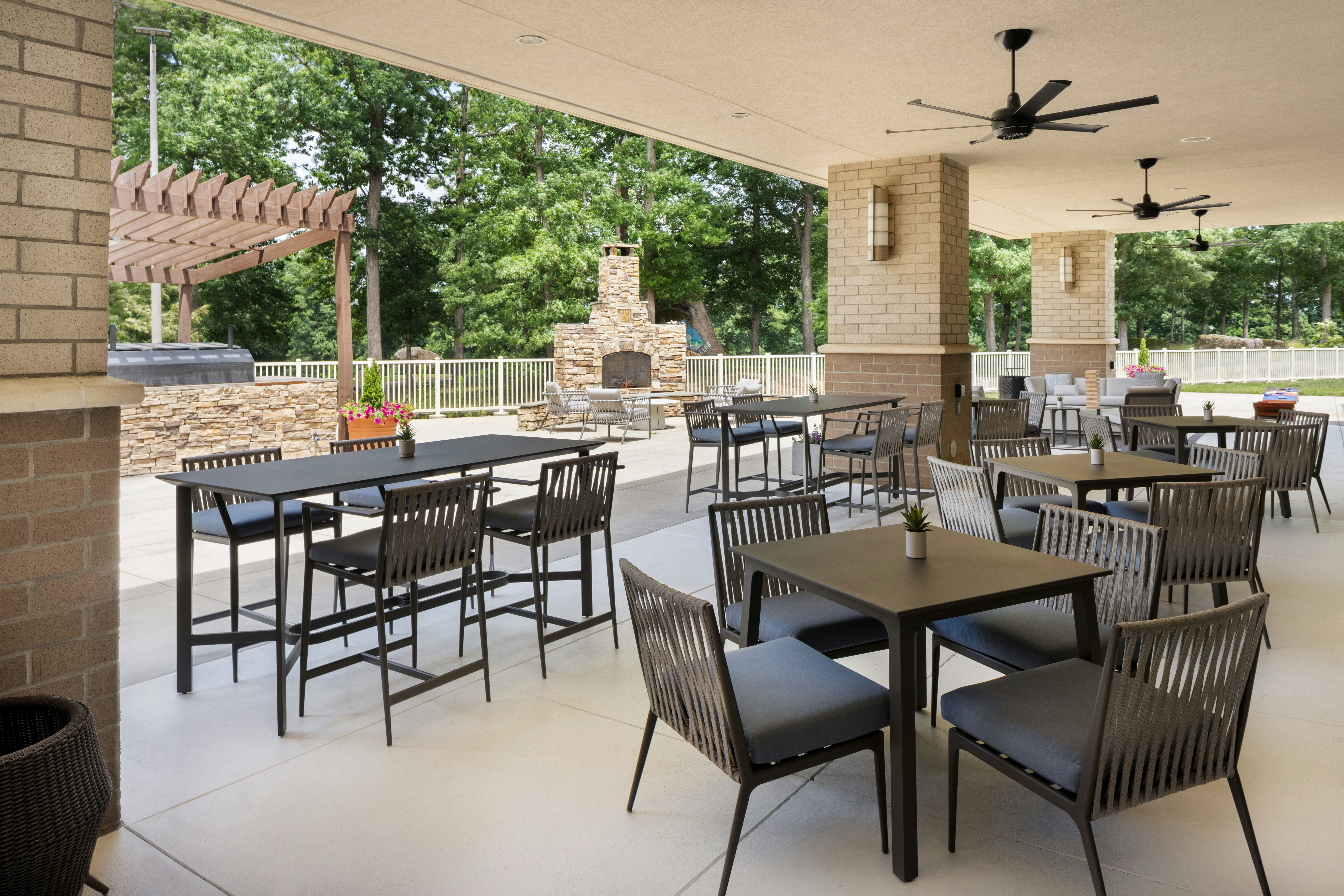 Embassy Suites by Hilton Charlotte Concord Golf Resort & Spa 51/74