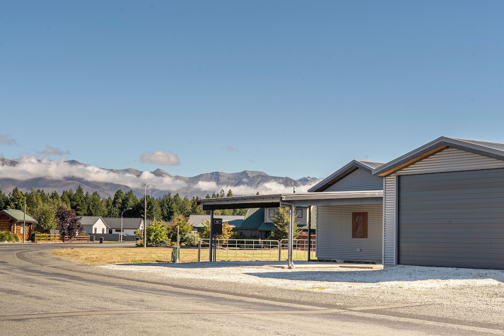 Twizel Cottages 5/49