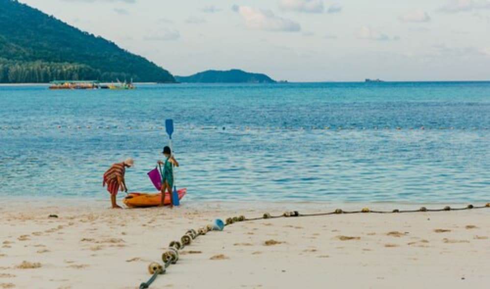 Lipe Beach Resort 37/50