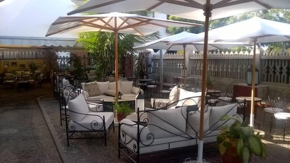The Colonial Guest House 21/30