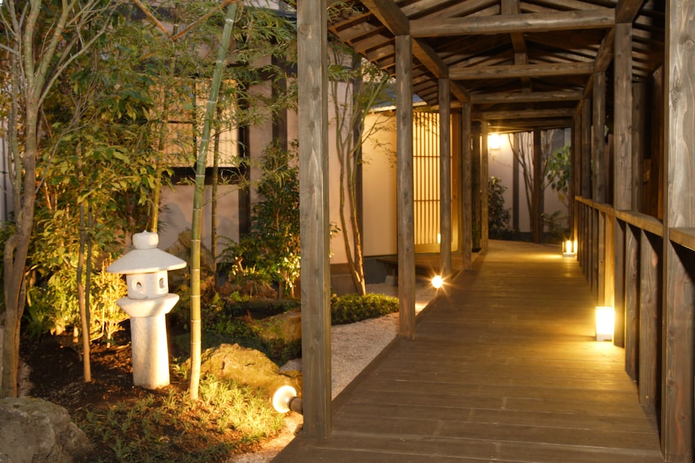 Yufuin Onsen Toshoan 40/44