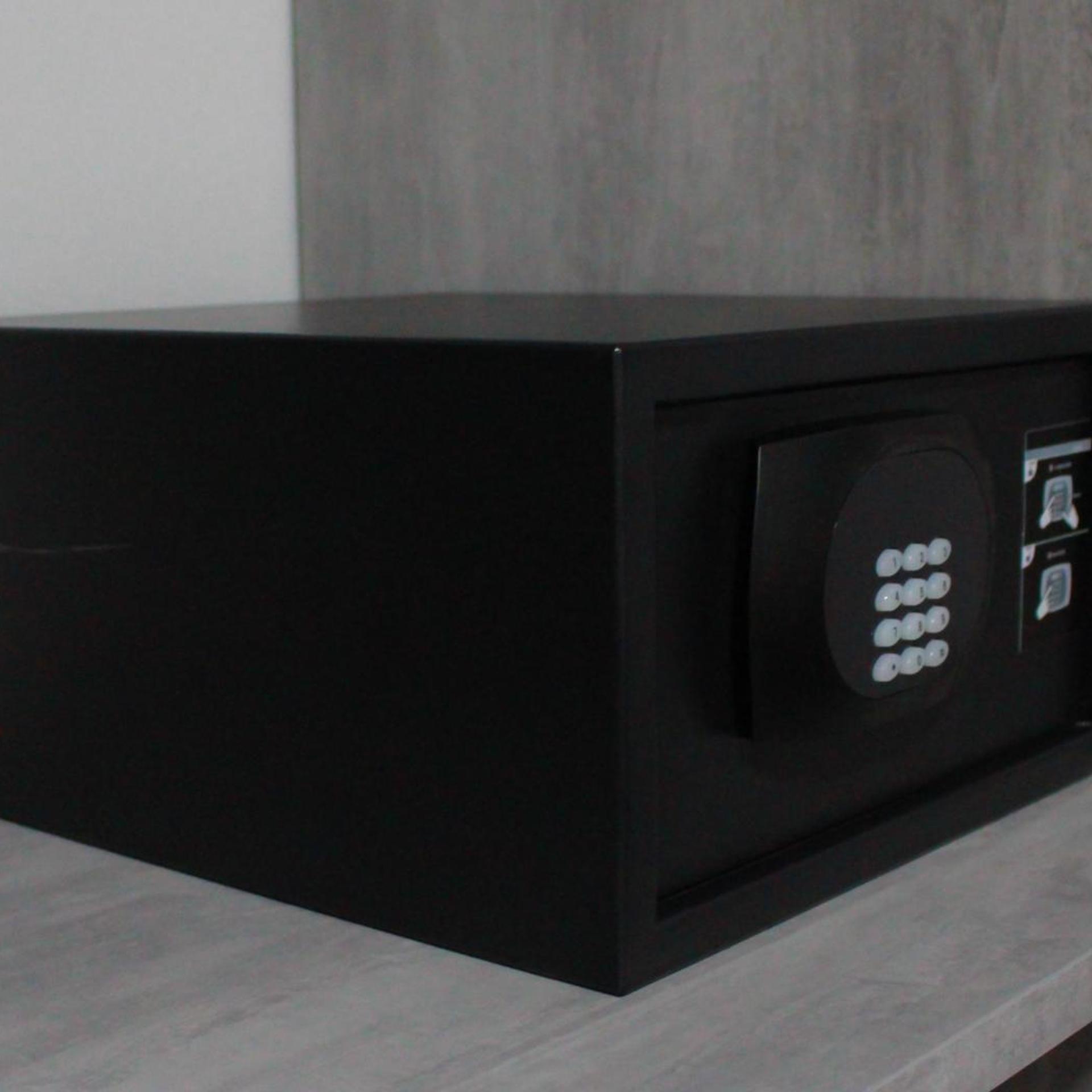 Hotel Prime Executive 29/42