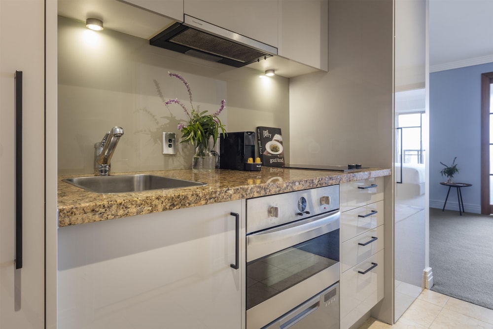 Avani Auckland Metropolis Residences 12/66