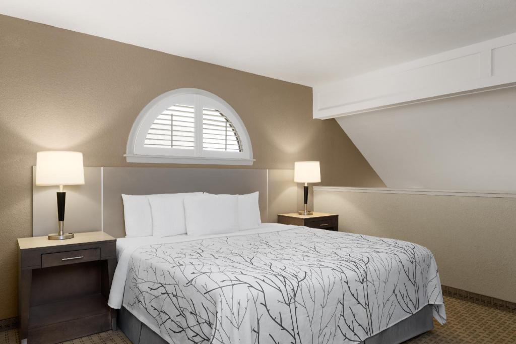 Loft, Suite, 2 King Beds