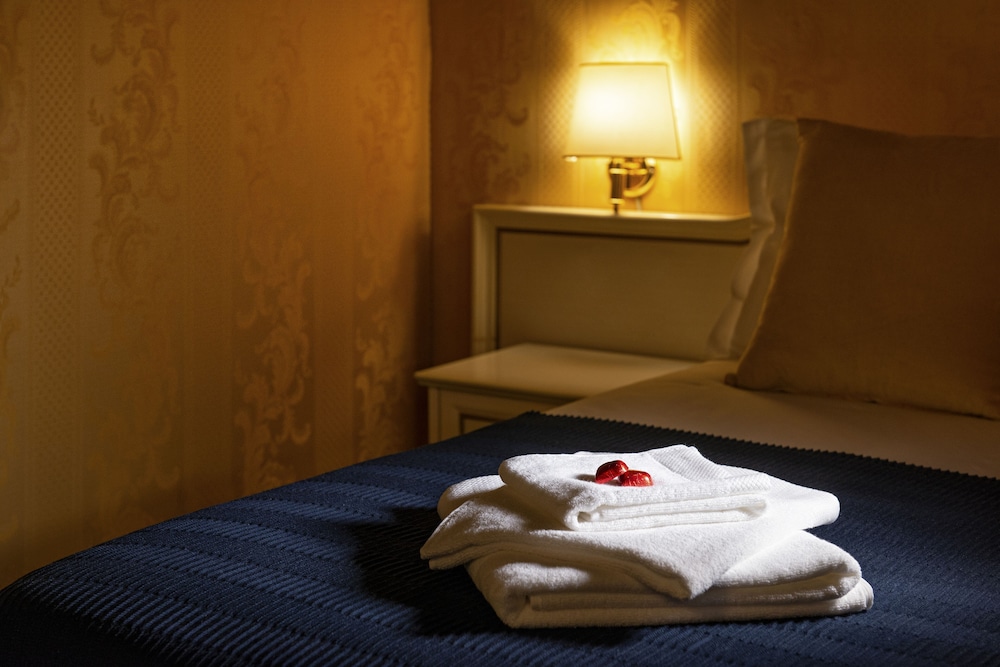 Canova Rooms 25/42